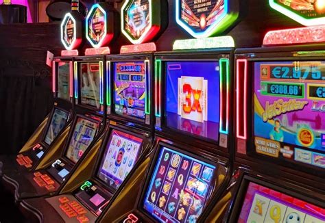 Gaminator casino juega online gratis.